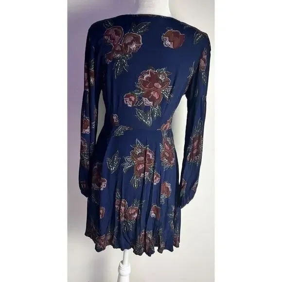 ASTR The Label Womens Size Med Ethel Dress Navy Floral Tassel Long Sleeve - Picture 4 of 11